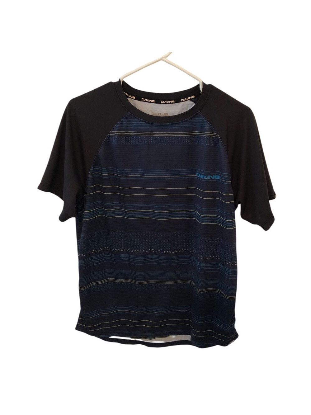 Dakine Black and Navy Short-Sleeve Active Tee